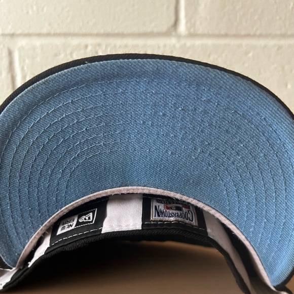 Unisex size 8 fitted cap lot - Picture 4 of 12